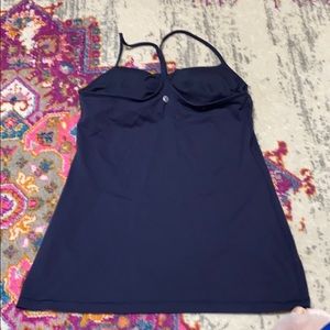 LULULEMON top